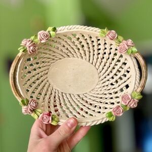 VTG Dainty Elegant Porcelain Lattice Braided Floral Accented Basket W/ Handles